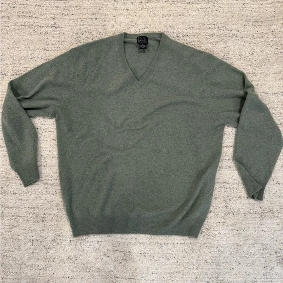 Jos. A. Bank V-Neck Sweater in Soft Green XL - Picture 2 of 2